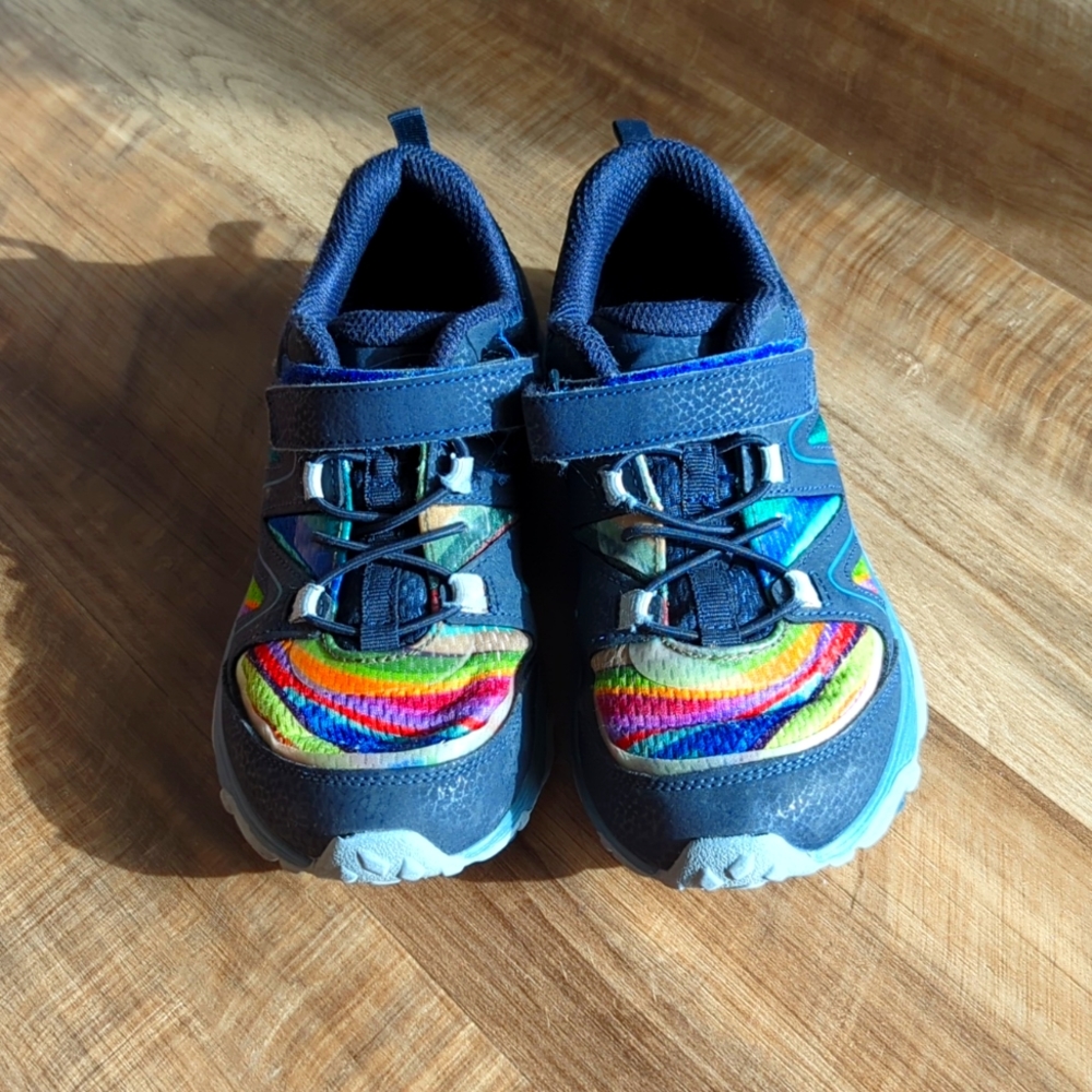 EXCELLENT condition Sz 2 w Merrell Trail Quest Rainbow shoes